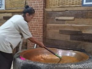 Geliat Kampung Jenang Blitar Genjot Stok untuk Lebaran
