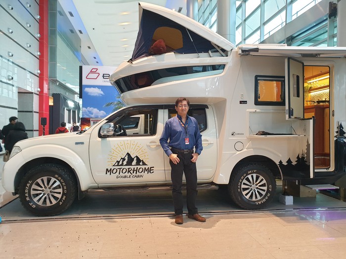 Maha Motorhomes garapan Laksana dan Baze Maha Motorhomes garapan Laksana dan Baze