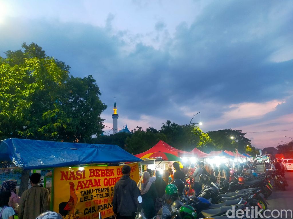 masjid al-akbar surabaya