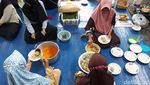 Melihat Tradisi Takjil Bubur Sayur di Bantul