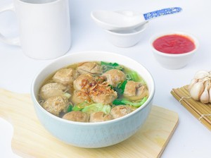 Resep Bakso Sapi Kenyal Empuk dan Kuahnya yang Gurih