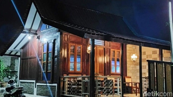 Rumah Adat Suku Using atau Umah Using di Banyuwangi