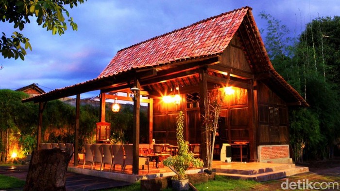 Rumah Adat Suku Using atau Umah Using di Banyuwangi