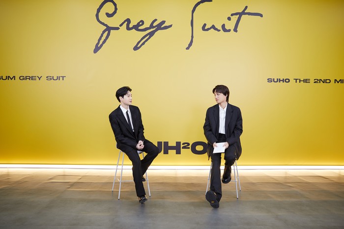 Suho dan Kai EXO