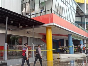 Kebakaran Suzuya Mall Banda Aceh Hanguskan Seluruh Lantai