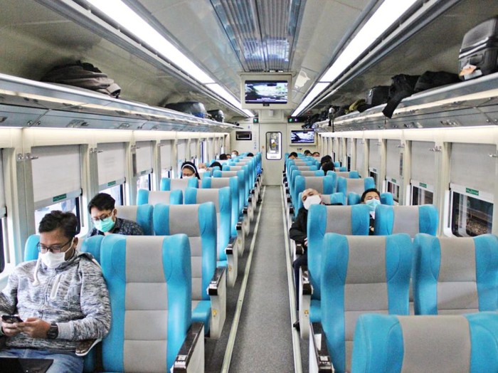 ilustrasi kereta