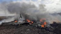 Sukhoi Su-35 merupakan jet tempur andalan Rusia yang diterjunkan dalam operasi militer Rusia ke Ukraina. Jet tempur tersebut bertugas mengintai pesawat tempur dan drone Ukraina. 