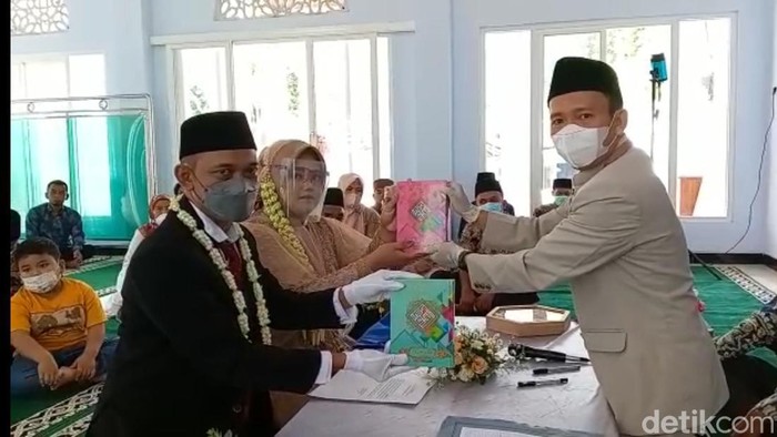 Wakaf Al-Quran di Ponorogo