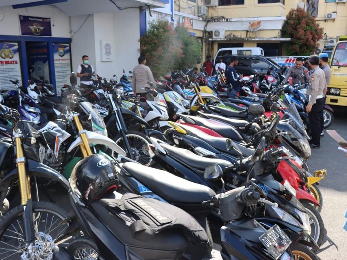 135 unit motor disita polisi buntut kasus balap liar di Makassar (Dok. Istimewa)