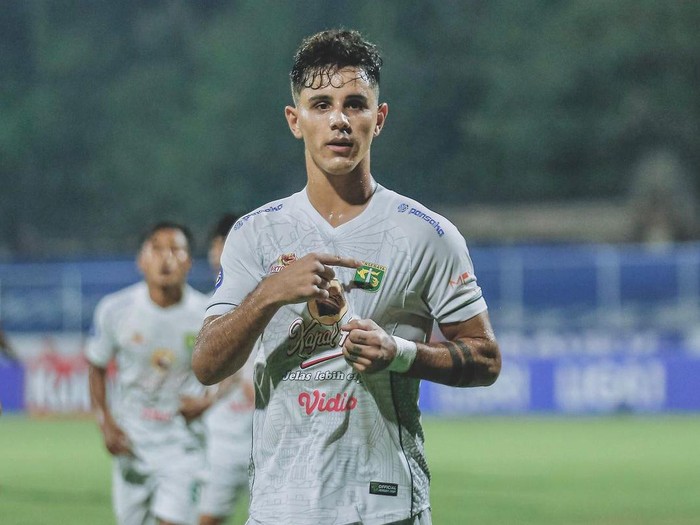Bruno Moreira tak akan berseragam Persebaya di musim depan. Ia dikabarkan akan mengadu nasib ke Eropa.
