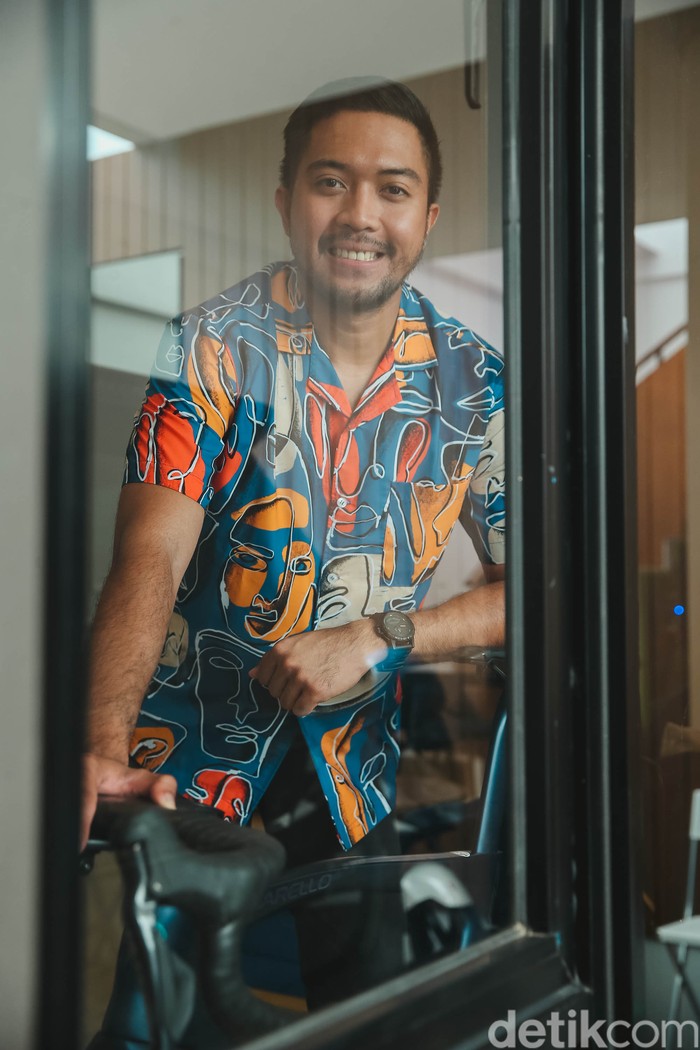 Farazandi Fidinansyah Farazandi Fidinansyah
