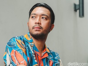 Farazandi Fidinansyah Merawat Cita-cita & Warisan