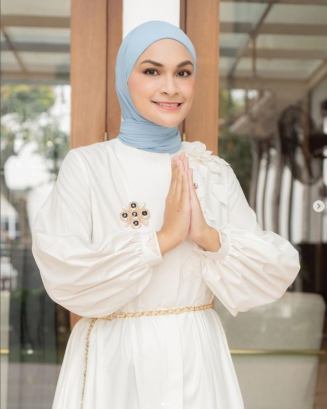 Berdasarkan data di Sistem Informasi Penelusuran Perkara (SIPP) Pengadilan Agama Jakarta Selatan, gugatan cerai kepada Ahmad Mumtaz Rais dilayangkan Futri sejak 7 Februari 2022. Hingga kini Ahmad Mumtaz Rais dan Futri Zulya Savitri telah menjalani sidang cerai sembilan kali.Sidang selanjutnya akan dilaksanakan pada 6 April 2022.  Foto: Dok. Instagram @futrizulya.