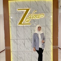 Selain menjadi ibu rumah tangga, Zulya mempunyai klinik kecantikan yang bernama Z Glow. Zulya juga memiliki klinik kesehatan, skincare dan sekolah taman kanak-kanak. Foto: Dok. Instagram @futrizulya.