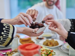 Apa Saja Menu Buka Puasa dan Sahur yang Sehat? Ini Tips dari Pakar Gizi Unair