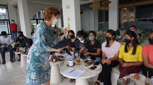 Suasana Pelatihan Literasi Digital bagi Pemuda di Indonesia Timur