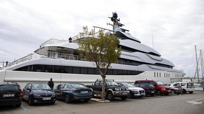 Kapal Pesiar Mewah Tango Milik Miliarder Rusia Disita AS