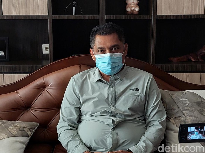Kepala Satpol PP Kota Surabaya