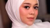 Gaya Lesti Kejora Gendong Anak Zaskia Disorot, Hijabnya Bikin Dompet Menangis