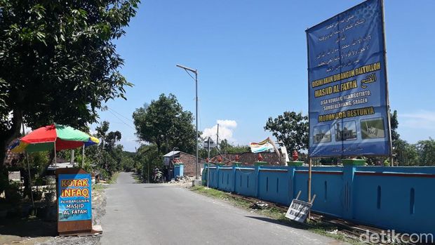 Lokasi Masjid Al-Fatah di Dusun Kowang, Desa Ngargotirto, Kecamatan Sumberlawang, Sragen, Senin (4/4/2022).
