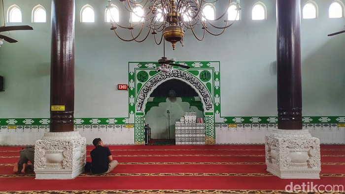 Masjid Besar Majalaya Bandung Masjid Besar Majalaya merupakan salah satu masjid yang bersejarah di Majalaya, Kabupaten Bandung. Bagi masyarakat yang belum mengetahuinya, ternyata masjid tersebut telah dibangun sejak tahun 1939 silam.