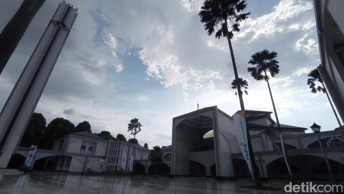 Masjid Pusdai Jabar