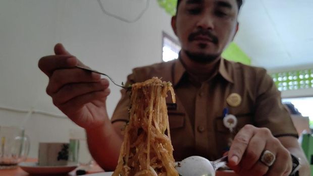 Mi sagu, kuliner khas pesisir Riau
