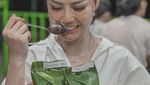 Momen Seru Nita Gunawan yang Doyan Banget Jajan Es Krim