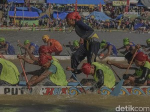 Parodi Penari Pacu Jalur Mendunia, Yuk Kenalan dengan Penari-Onjai