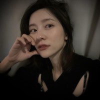 Park Ji Hyun sendiri merupakan aktris naungan Namoo Actors. Aktris 27 tahun itu memulai debut aktingnya pada 2017 lewat drama Korea Saimdang Memoir of Colors. Foto: dok. Instagram @voyavivirel