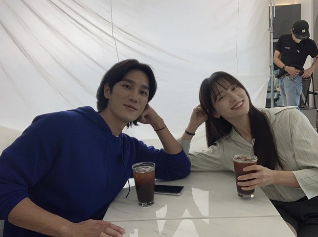 Sang aktris telah membintangi sejumlah film dan drama Korea seperti Gonjiam: Haunted Asylum, The Divine Fury, Yumi’s Cells, dan Rookie Historian Goo Hae Ryung. Foto: dok. Instagram @voyavivirel