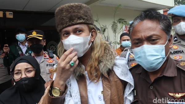 Ekspresi Habib Bahar Usai Menjalani Sidang Dakwaan