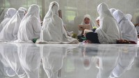 Kegiatan yang diikuti ribuan santri tersebut merupakan agenda rutin yang dilaksanakan pada bulan suci Ramadan.