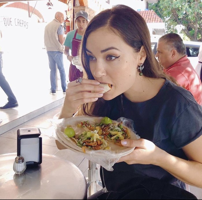 Sasha Grey, Dulu Bintang Porno Kini Jadi YouTuber yang Hobi Masak οΏΌ Sasha Grey, Dulu Bintang Porno Kini Jadi YouTuber yang Hobi Masak
οΏΌ