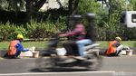 Separator Jalan Cut Mutia Dicat Ulang, Lebih Terlihat Pengendara