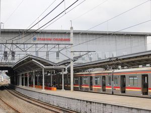 Foto: Stasiun Cikarang Tahun 2010 Vs Tahun 2022
