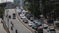 Dirlantas Polda Metro Jaya Kombes Sambodo Purnomo Yogo, mengatakan bahwa dalam satu pekan terakhir terjadi peningkatan volume kendaraan di jalanan Ibu Kota.