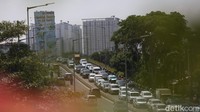 Meski demikian, Sambodo mengatakan belum ada rencana penambahan ruas jalan untuk penerapan ganjil genap kendaraan. Untuk saat ini pihaknya akan menambah personel di titik rawan kemacetan.