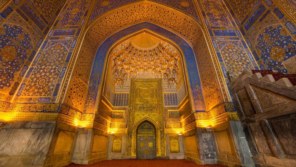 9 Desain Masjid Terindah di Dunia, Ada yang Berlapis Batu Permata