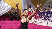 Setelah dewasa, dia semakin tertarik dengan dunia paranormal. Vanessa Hudgens pun kerap kali melakukan investigasi ke lokasi angker. (Foto: Evan Agostini/Invision/AP/Evan Agostini)  