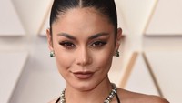 Saat diwawancara Kelly Clarkson dalam sebuah episode talk show sang penyanyi, Vanessa Hudgens mengaku sejak kecil sudah bisa melihat hantu. (Foto: Evan Agostini/Invision/AP/Evan Agostini)  