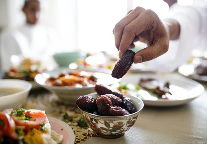 Adab berbuka puasa