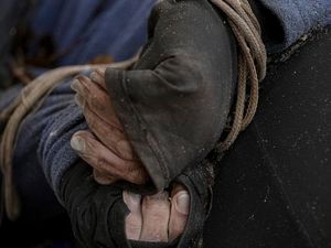 Apakah Pembantaian Sipil di Ukraina Bisa Dianggap Kejahatan Perang?