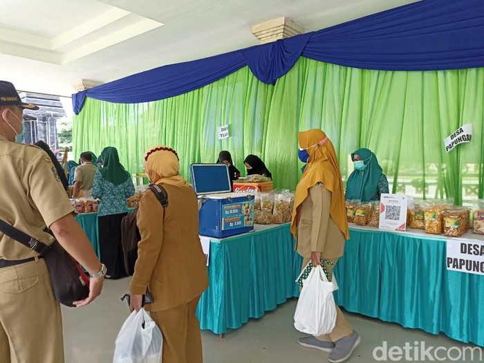 ASN di Blitar diimbau belanja di bazar Ramadan