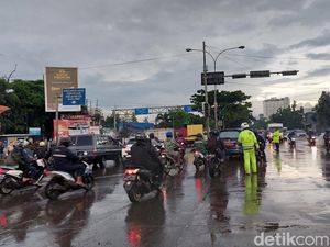 Contra Flow Diberlakukan untuk Atasi Banjir Gedebage Bandung