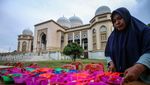 Kisah Para Pencari Takjil Buka Puasa di Berbagai Daerah