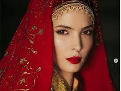 Foto: Cantiknya Hanaa Ben Abdesslem, Muslimah Pertama Jadi Model Lancome