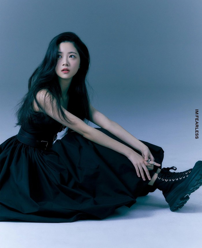 Hong Eun Chae LE SSERAFIM