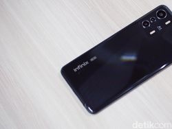 Unboxing Infinix Zero 5G, HP Rp 3 Jutaan Ditenagai Dimensity 900