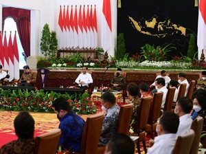 Survei Indikator: 43% Responden No Comment soal Kinerja Menteri
